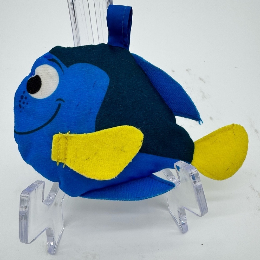 Disney Dory Plush Size 6"